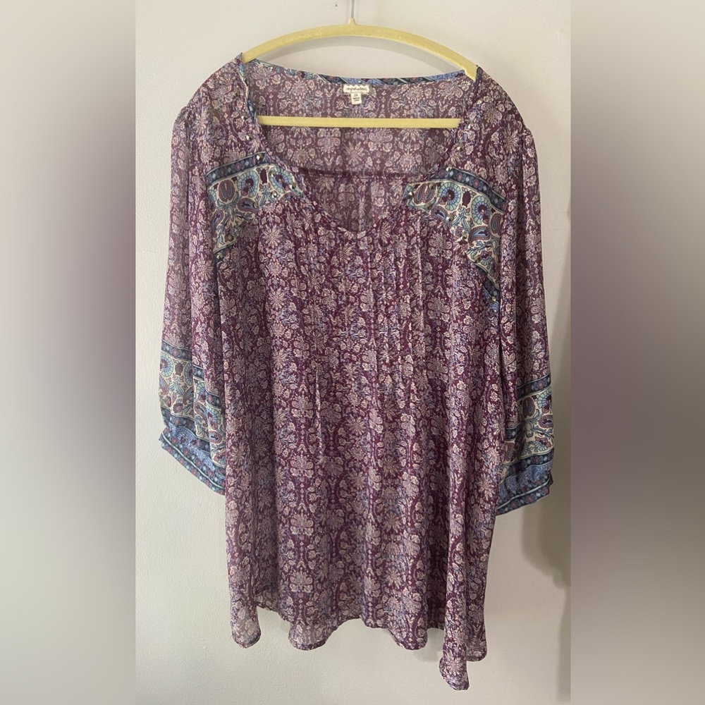 Eyeshadow 2X sheer purple floral peasant top